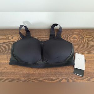 Nike Alpha Bra High Impact Sports Bra Size Large F-G Brand New with Tags
